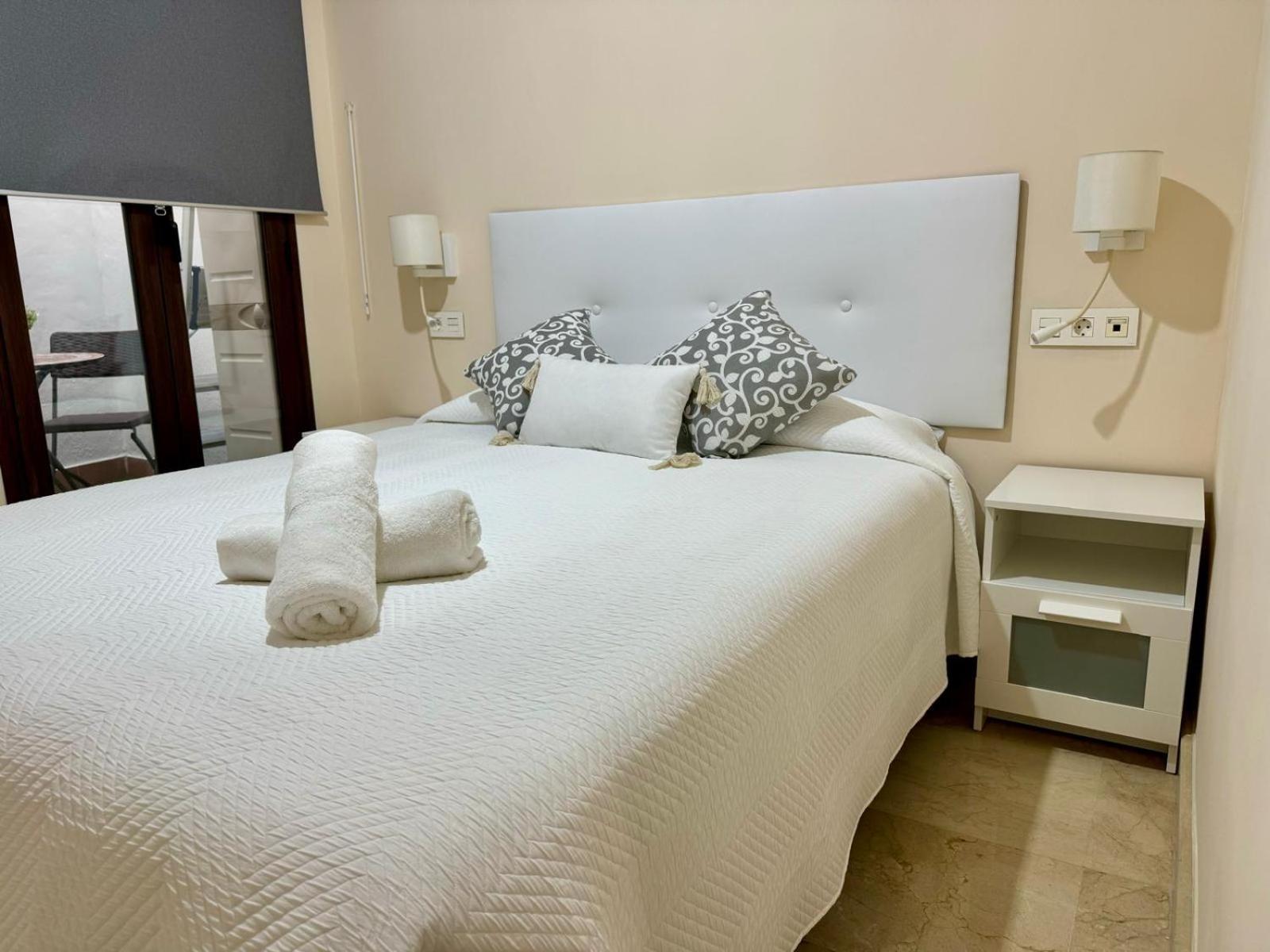 Apartamento En Lumbreras-Alameda Seville Exterior photo