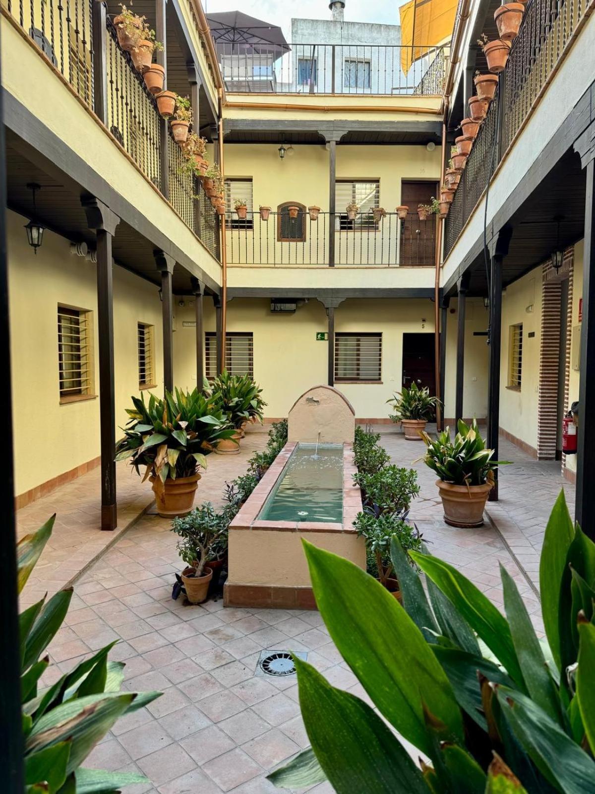 Apartamento En Lumbreras-Alameda Seville Exterior photo